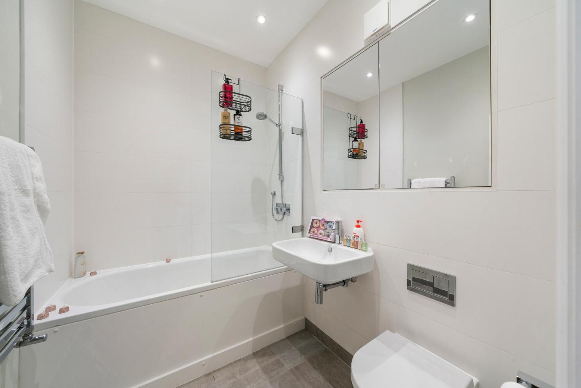 Chic 2 Bed Maisonette In Mayfair 32a Апартаменты *