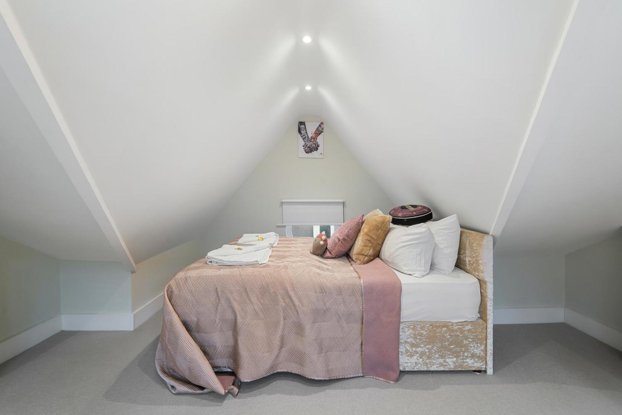 Chic 2 Bed Maisonette In Mayfair 32a Апартаменты *
