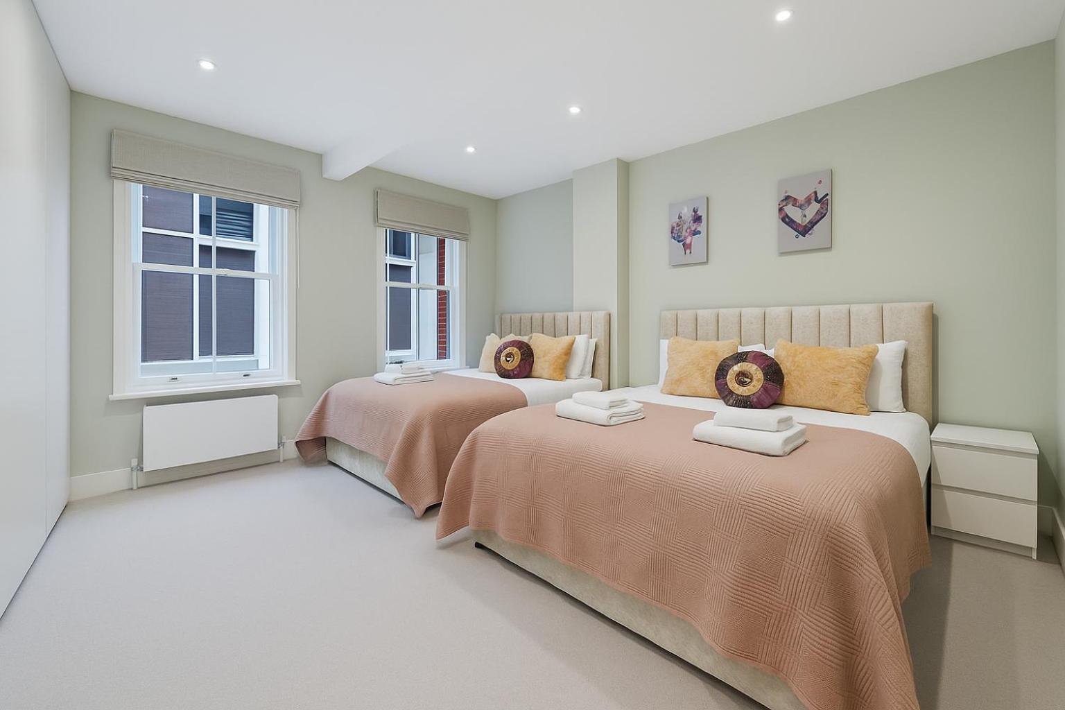 Chic 2 Bed Maisonette In Mayfair 32a Апартаменты